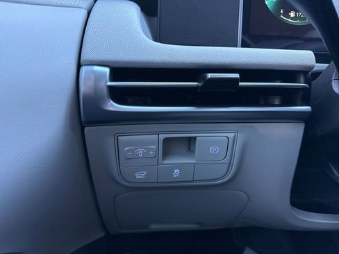 New 2026 Hyundai Tucson Limited image 35