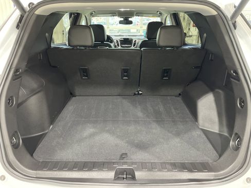 Used 2022 Chevrolet Equinox Premier image 15