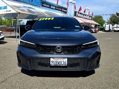 Used 2025 Honda Civic Sport image 2