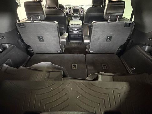 Used 2018 Ford Expedition Limited AWD/4WD image 19