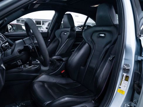 Used 2016 BMW M3 RWD image 21