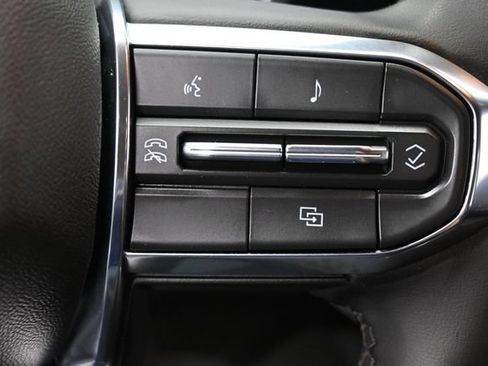 Used 2023 GMC Canyon Elevation w/ Convenience Package RWD image 17