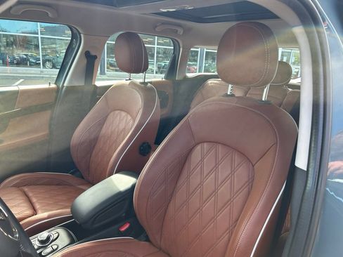 Used 2024 MINI Cooper Countryman S w/ Signature Upholstery Package FWD image 11