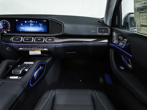 New 2026 Mercedes-Benz GLS 450 4MATIC image 20