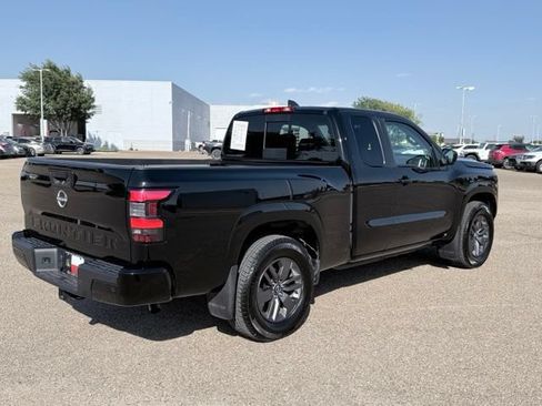 Certified 2025 Nissan Frontier SV w/ SV Convenience Package RWD image 6