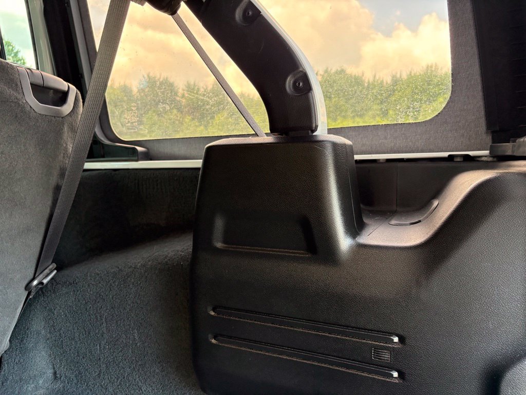 Used 2022 Jeep Wrangler Unlimited Sport AWD/4WD image 46