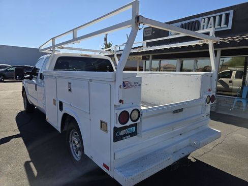 Used 2012 Ford F250 XL w/ PWR Equipment Group image 3