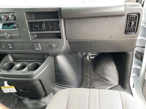 New 2026 GMC Savana 2500 w/ Driver Convenience Package RWD image 25