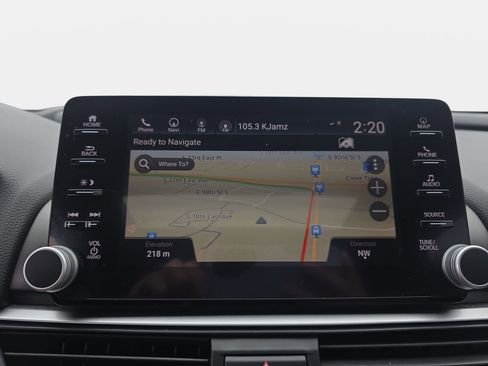 Used 2018 Honda Accord Touring image 21