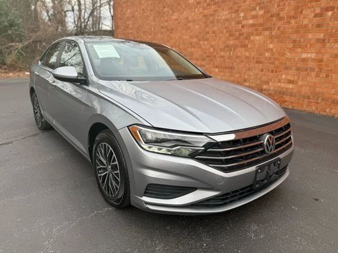 Used 2019 Volkswagen Jetta SE image 10