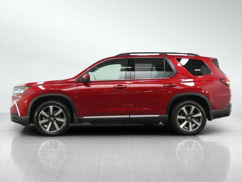 Used 2023 Honda Pilot Touring image 2
