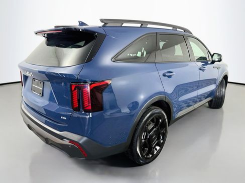 Certified 2024 Kia Sorento SX Prestige AWD/4WD image 7