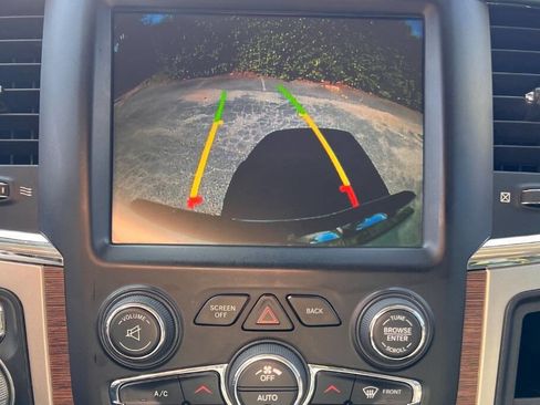 Used 2017 RAM 1500 Laramie image 26