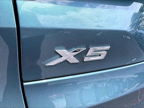 Used 2024 BMW X5 xDrive40i w/ Premium Package AWD/4WD image 31