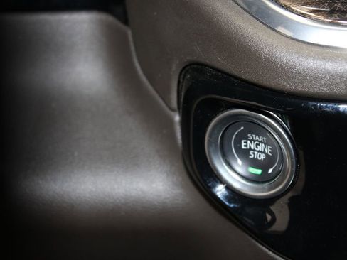 Used 2024 Chevrolet Silverado 1500 RST w/ Protection Package image 40