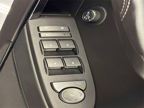 Used 2014 Cadillac CTS V image 28