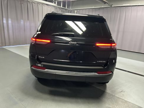 Used 2023 Jeep Grand Cherokee Laredo AWD/4WD image 6