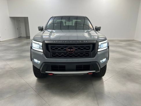 Used 2023 Nissan Frontier PRO-4X w/ Pro Convenience Package image 2