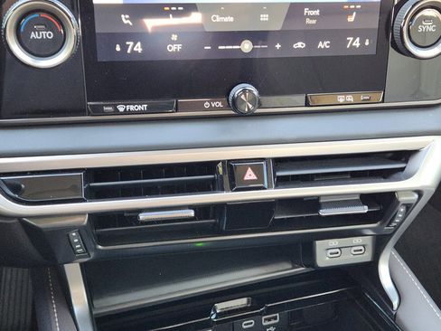 Used 2024 Lexus RX 350 FWD image 19