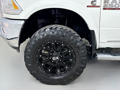 Used 2018 RAM 2500 Limited image 31