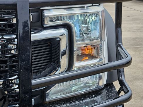 Used 2020 Ford F450 XLT AWD/4WD image 10