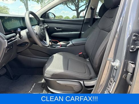 Used 2025 Hyundai Tucson SE FWD image 4