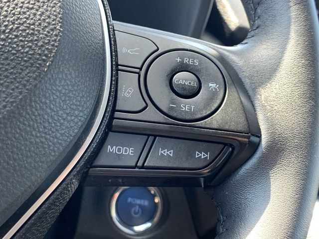 Used 2021 Toyota RAV4 Limited AWD/4WD image 23