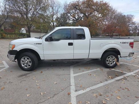 Used 2014 Ford F150 XL w/ Equipment Group 101A Mid image 3