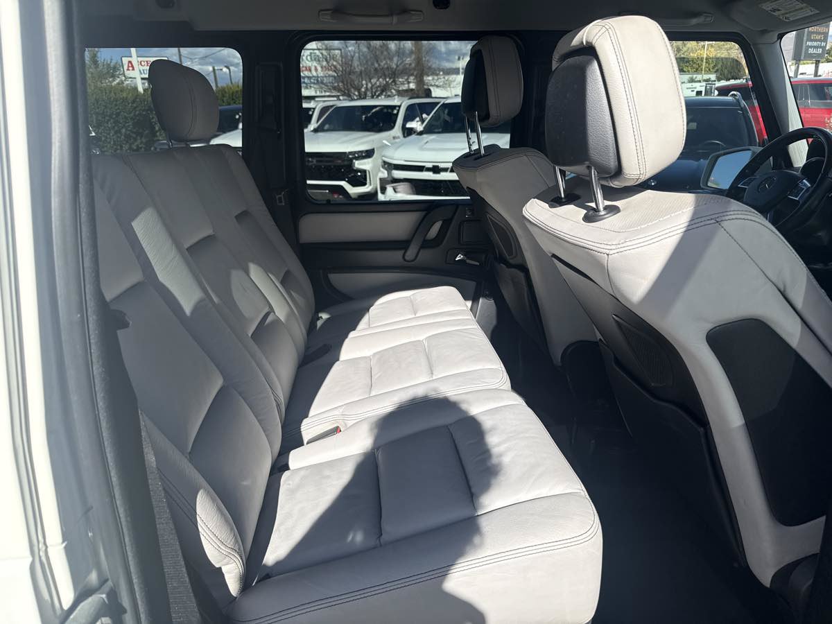 Used 2013 Mercedes-Benz G 550 image 17