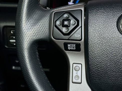 Used 2018 Toyota 4Runner SR5 image 34