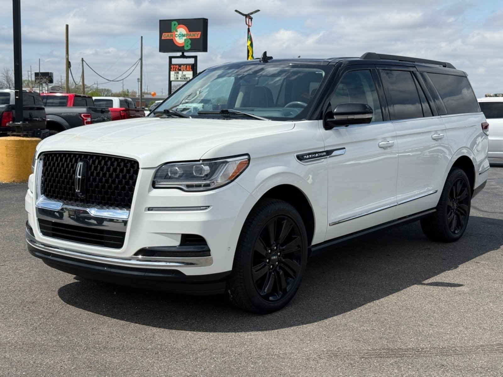 Used 2023 Lincoln Navigator L Black Label AWD/4WD image 4