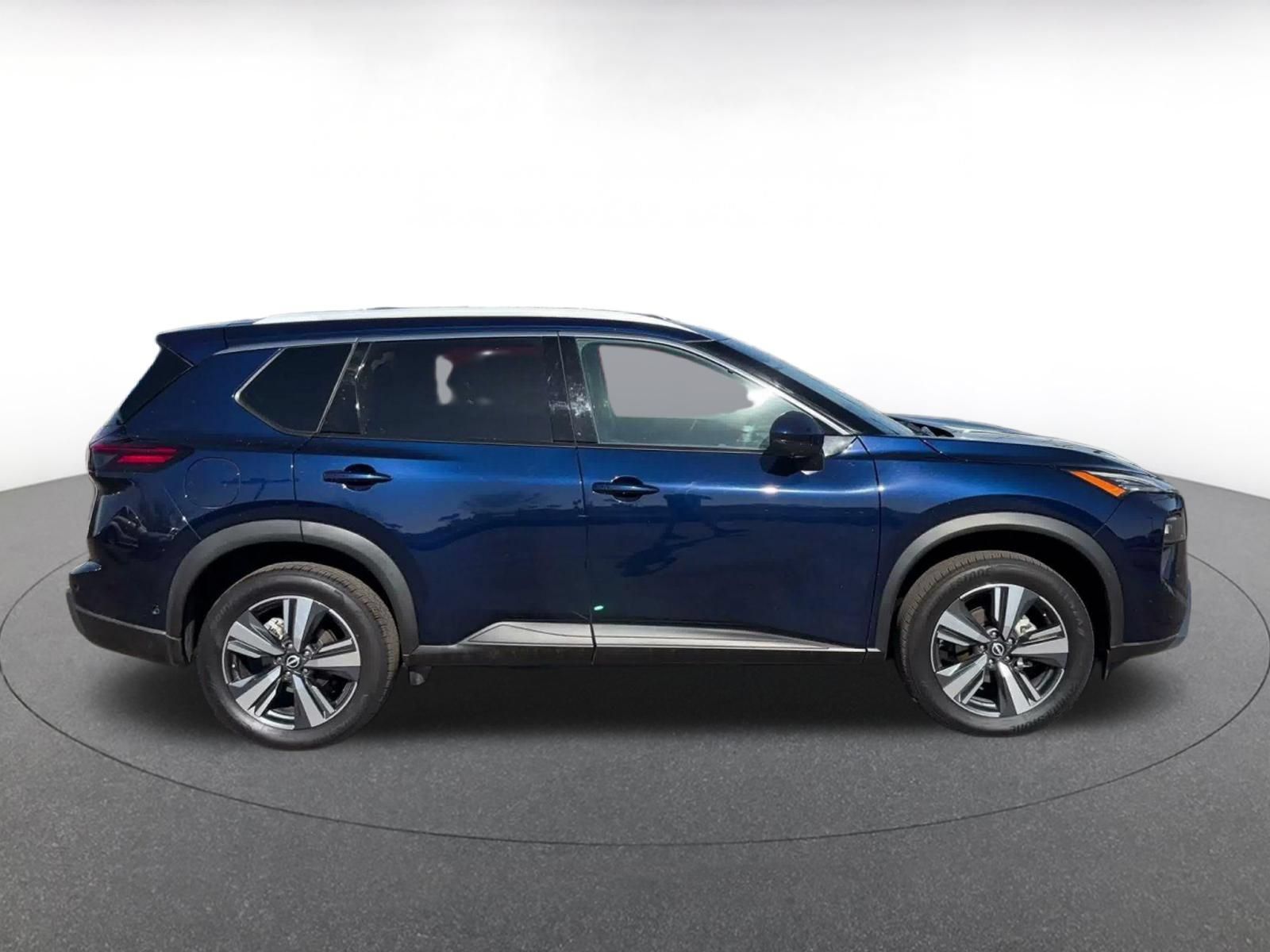 Used 2026 Nissan Rogue SL FWD image 15