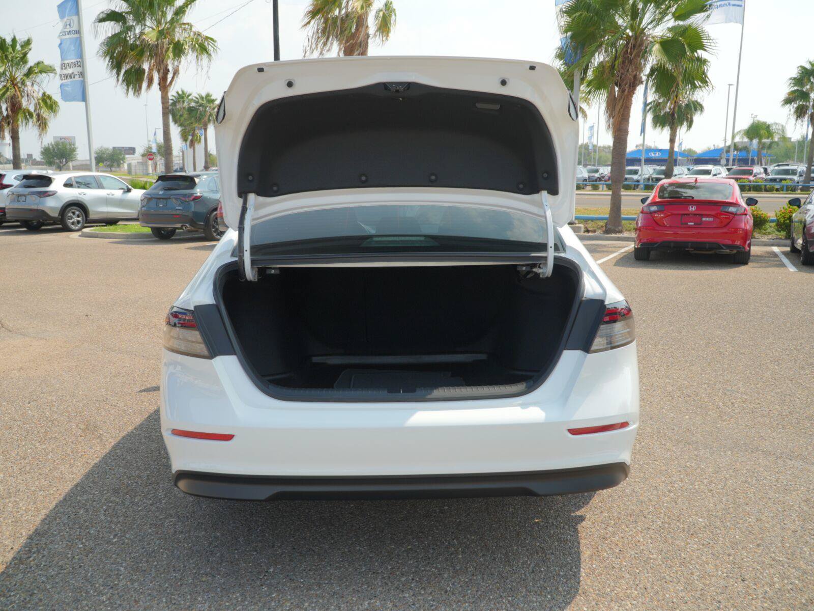 Used 2025 Honda Accord Sport image 12