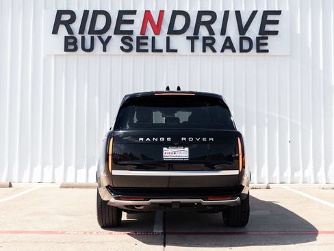 Used 2023 Land Rover Range Rover Long Wheelbase Autobiography AWD/4WD image 6