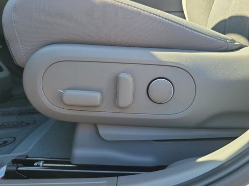 New 2026 Hyundai Ioniq 5 SE image 14