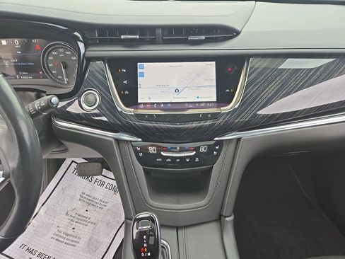 Certified 2023 Cadillac XT6 Premium Luxury w/ Technology Package image 14