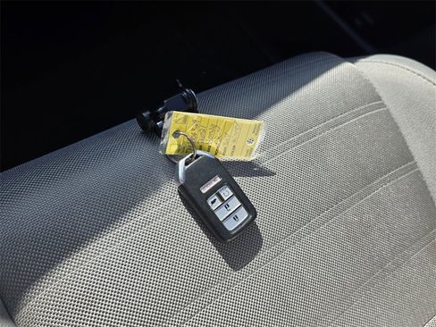 Used 2021 Honda CR-V EX image 18