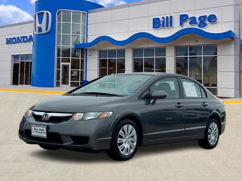 Used 2010 Honda Civic LX image 2