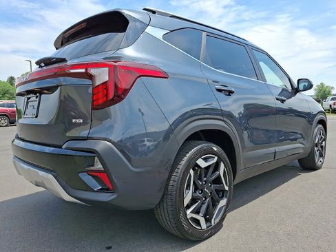 Used 2024 Kia Seltos SX image 6