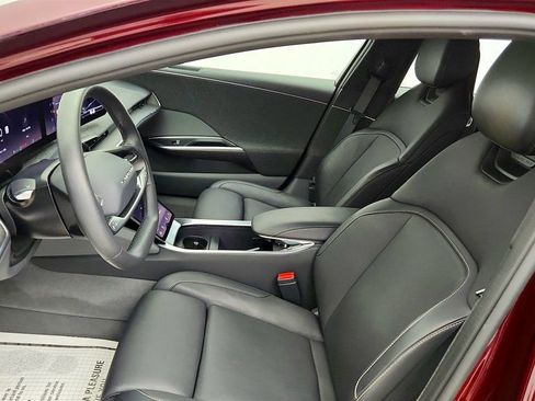 Used 2024 Lucid Air Pure RWD image 23
