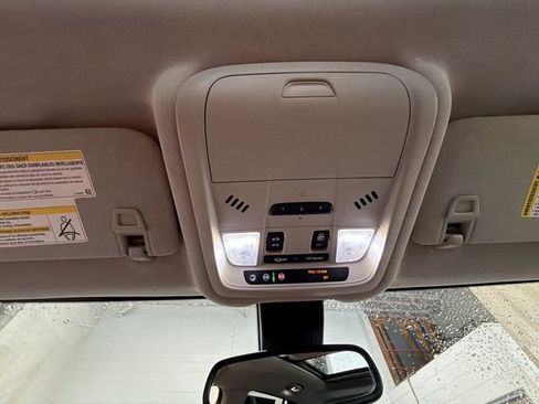 Used 2018 GMC Terrain Denali w/ Driver Alert Package II image 22