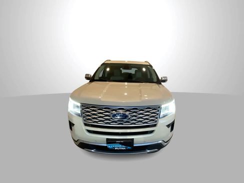 Used 2018 Ford Explorer Platinum image 3
