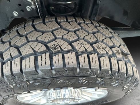 Used 2021 Ford F250 XLT image 17