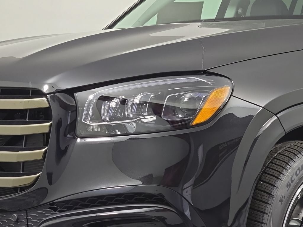 Used 2026 Mercedes-Benz GLS 450 4MATIC image 12