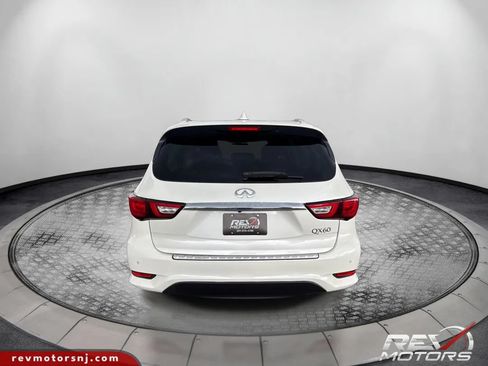 Used 2017 INFINITI QX60 Luxe w/ Premium Plus Package AWD/4WD image 4