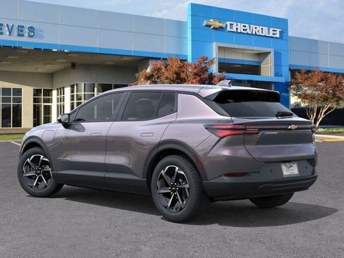 New 2026 Chevrolet Equinox EV LT image 3