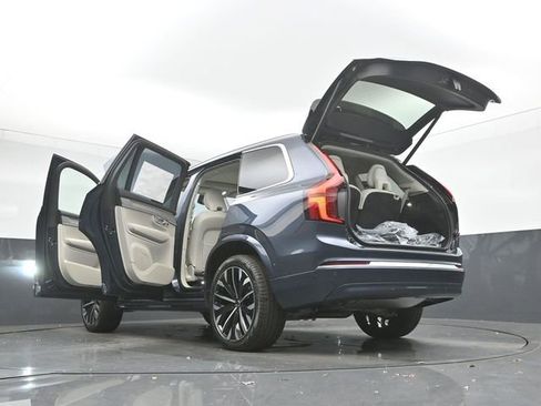 New 2026 Volvo XC90 T8 Ultra w/ Protection Package Premier AWD/4WD image 57
