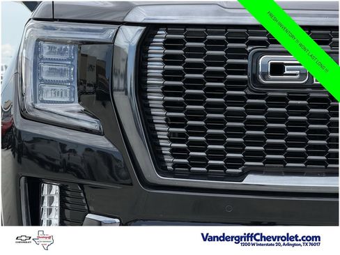 Used 2023 GMC Yukon XL Denali Ultimate AWD/4WD image 8