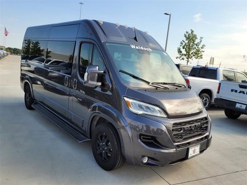 Used 2024 RAM ProMaster 2500 w/ Advanced Safety Group image 5