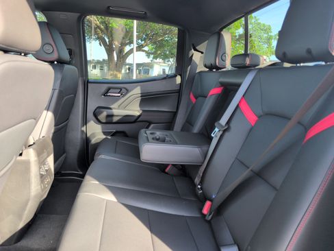 New 2026 Chevrolet Colorado Z71 w/ Technology Package AWD/4WD image 32